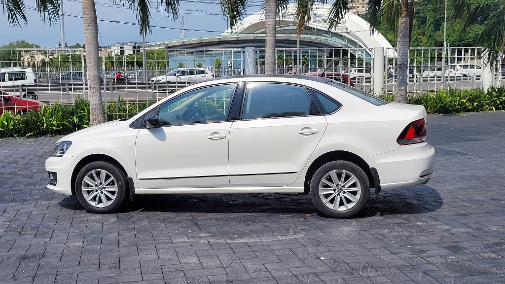 
								Volkswagen Vento Diesel 2015 full									