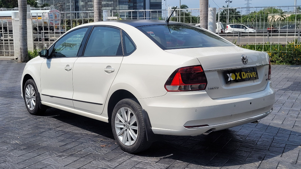 
								Volkswagen Vento Diesel 2015 full									